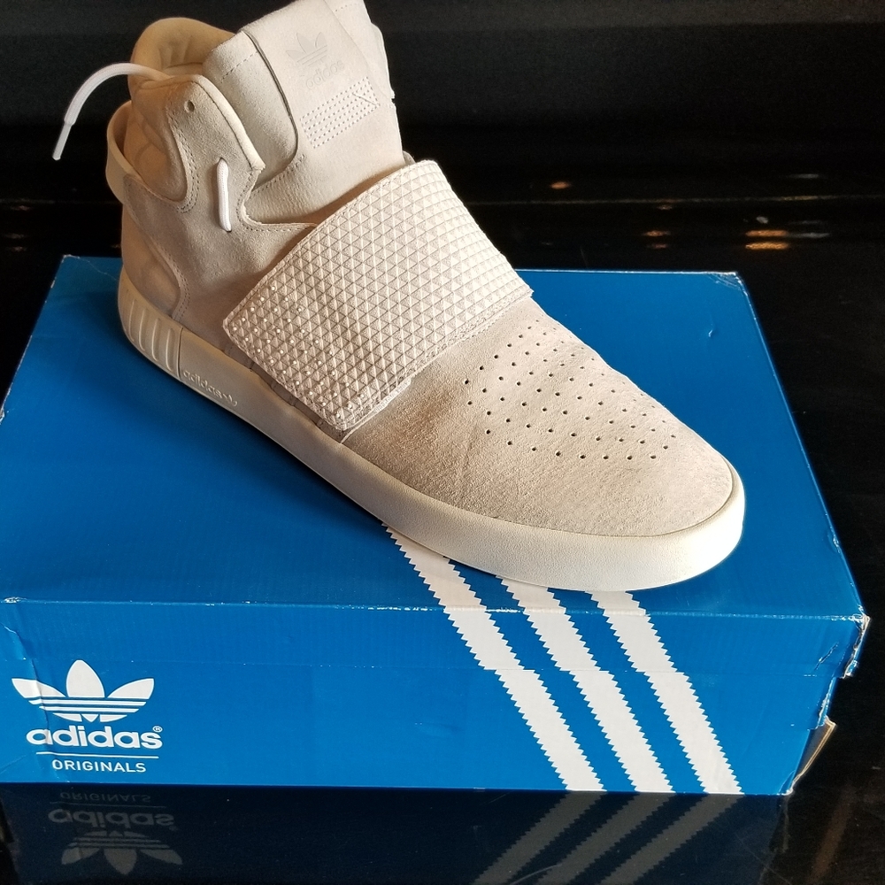 Adidas Tubular Invader